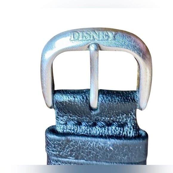 WALT DISNEY WORLD *Limited Edition* Millennium Year 2000 Watch (0321/2000) main image 7